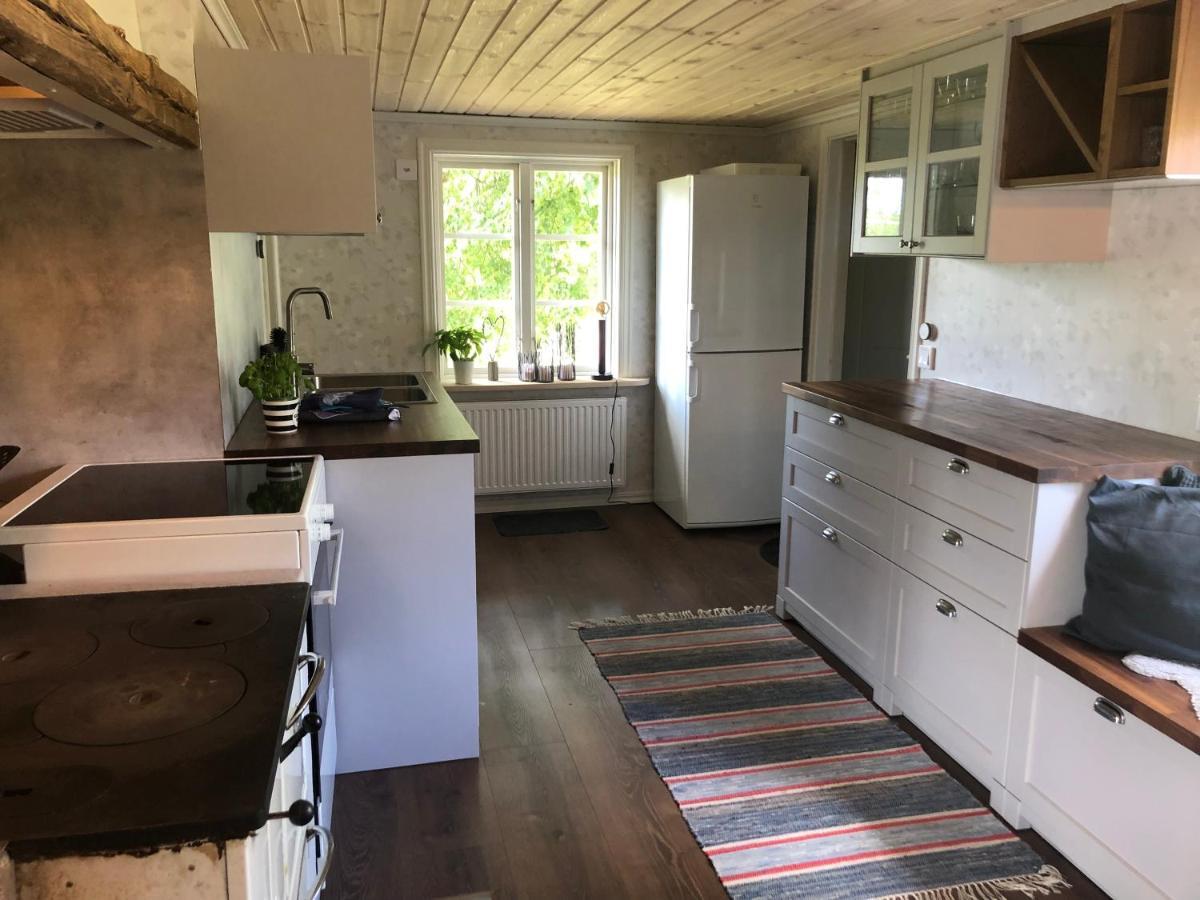Mysig Lantlig Stuga, Nycklaroer Korsberga Eksteriør billede